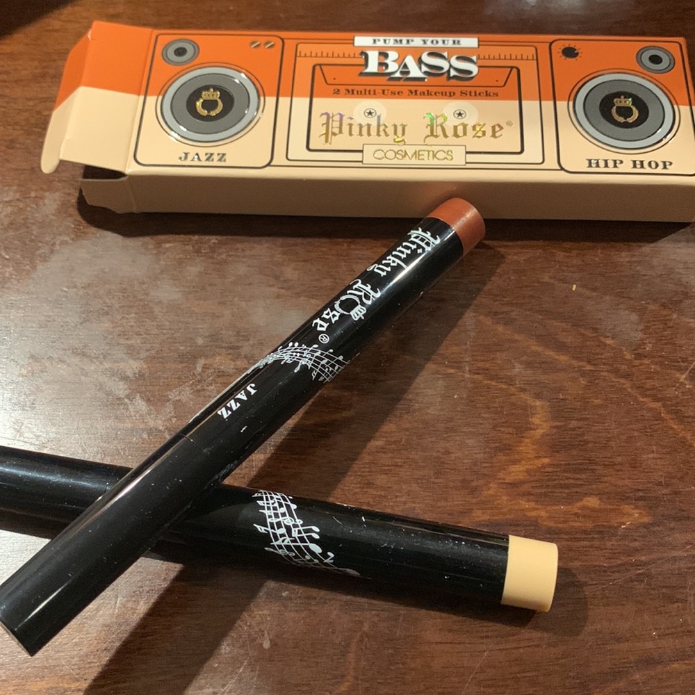Multi-Use Makeup Sticks - Picture 2 of 2